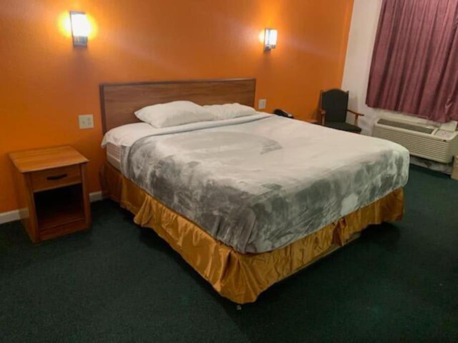 Hotel 2 Double Bed Studio 109 & Hot Tub Livingston Esterno foto